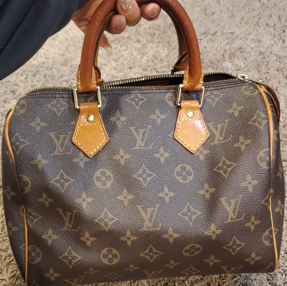 Louis vuitton speedy 25